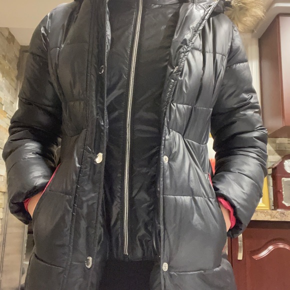 Black Michael Kors puffer coat - Picture 2 of 5